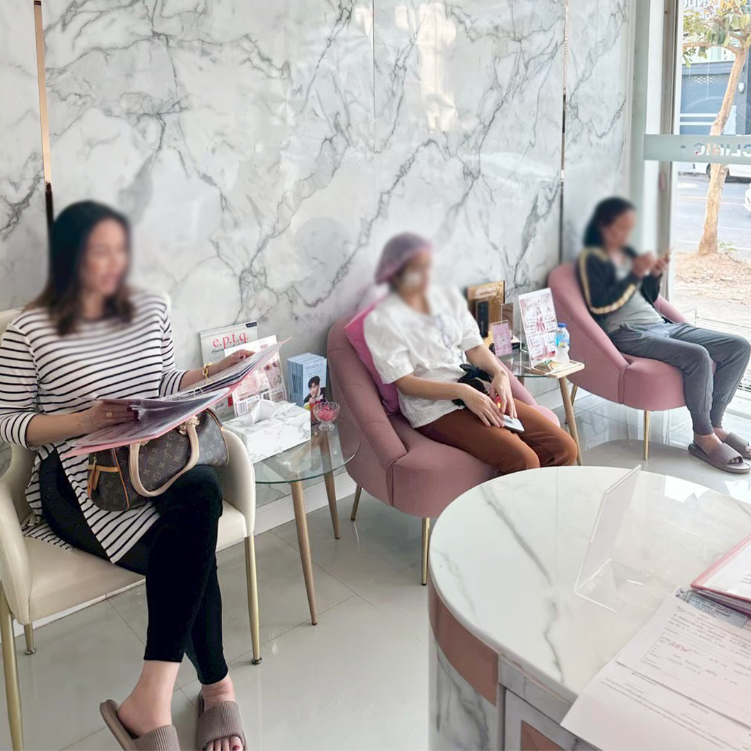 Wandee Clinic สาขา สกลนคร